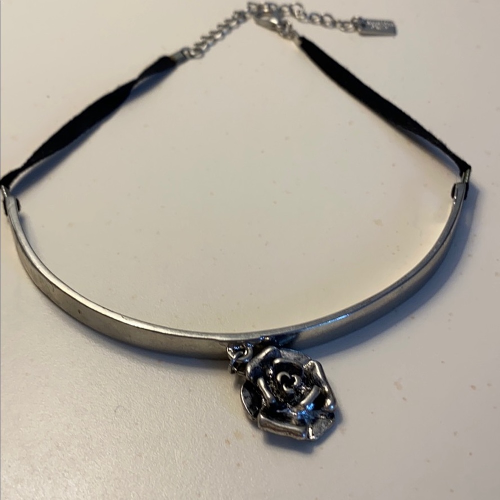 Choker Necklace